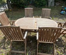 Hardwood extendable patio table