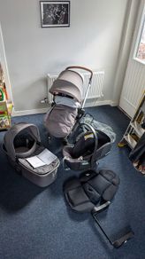 Joolz Hub travel system with Cybex Cloud infant car seat