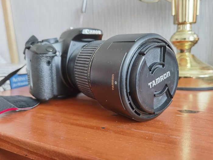 Canon 450d, 2 x lens, ext flash and carrycase