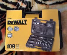 Dewalt dt0109 screwdriver and drill set