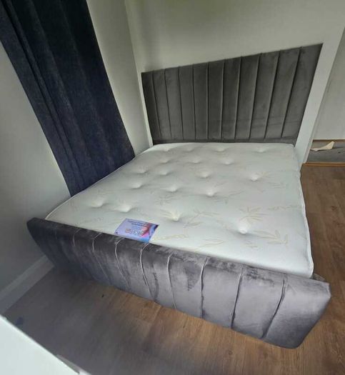 Ottoman Winged Panel Plush Velvet Upholstered Bed Frame Double & King Size Bed