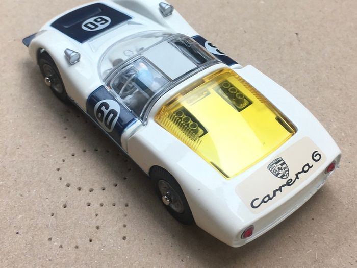 Corgi Toys 1/43 Porsche Carrera 6 & Bentley Continental Sports