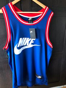 Nike mens basketball top