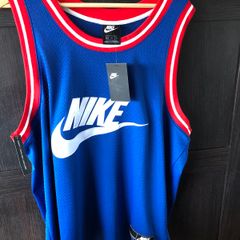 Nike mens basketball top