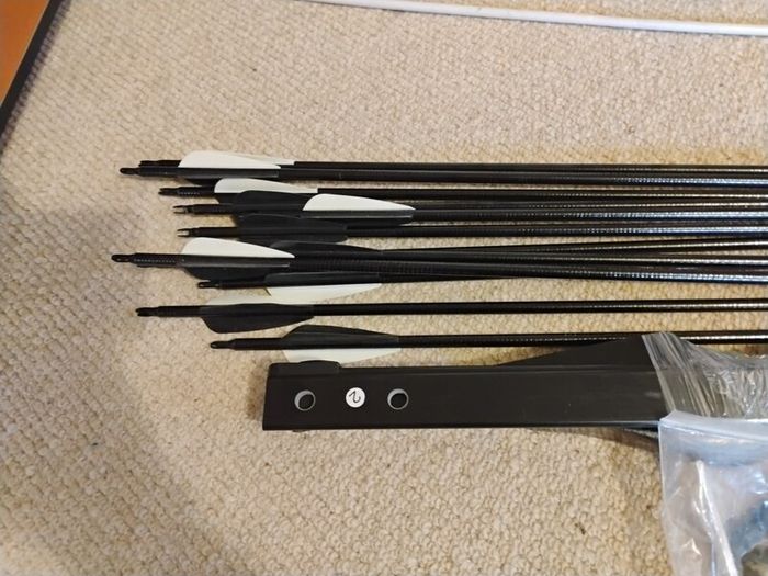 New Straight Bow and Arrows