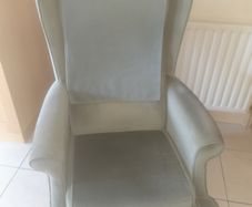 Orthopedic fireside chair