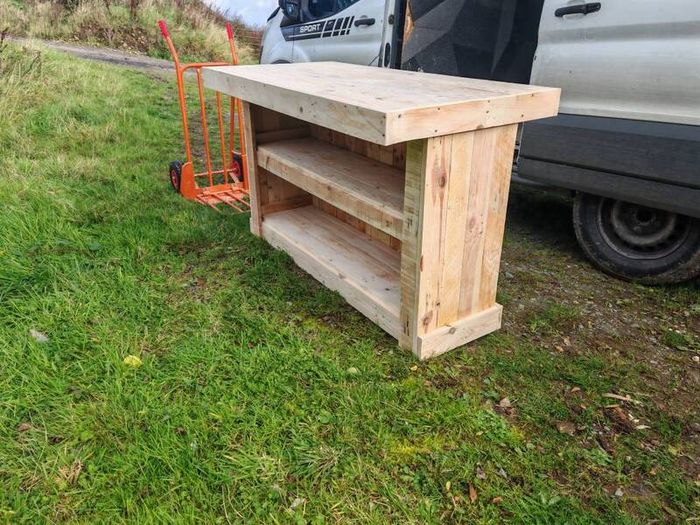 Rustic kitchen island with double overhang