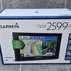 Garmin Nuvi  2599 LMT-D Sat Nav with extras