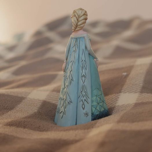 Jim Shore Disney Traditions Elsa Figurine 2015