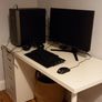 White office desk Image 3