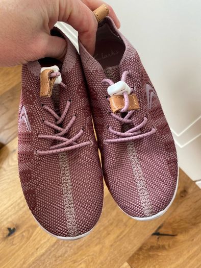 Girls Runners - Clarks (UK10/ EU28)