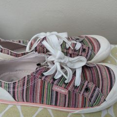 Rocket Dog size 40