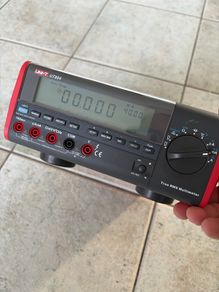 Uni-t multimeter