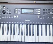 electronic keyboard