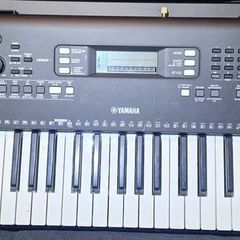 electronic keyboard
