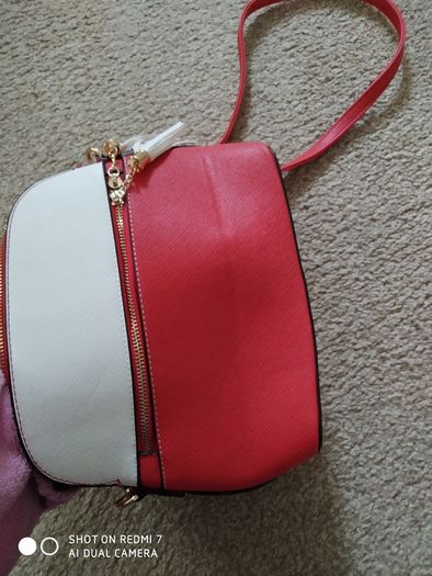 Shoulder bag