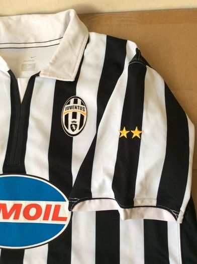 Juventus Jersey. Season 2006/2007. Official Nike Home Jersey. Authentic Original From The Time. Not A Modern Day Remake.