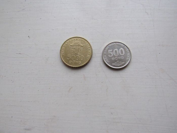 Vietnam Coins x 2 from 2003
