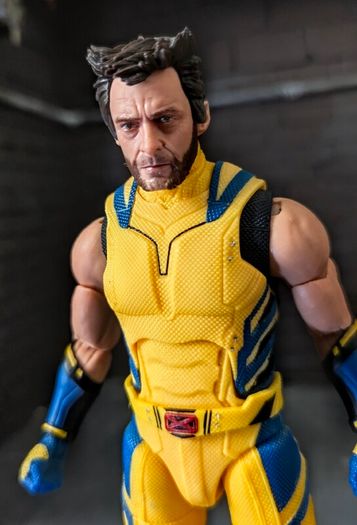 Marvel Legends Marvel Legends Deadpool & Wolverine - Wolverine Action Figure