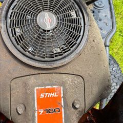 Ride on lawnmower