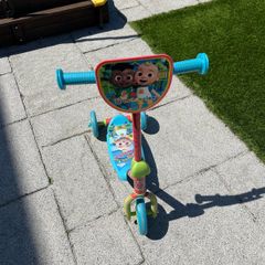 Cocomelon Tri-Scooter