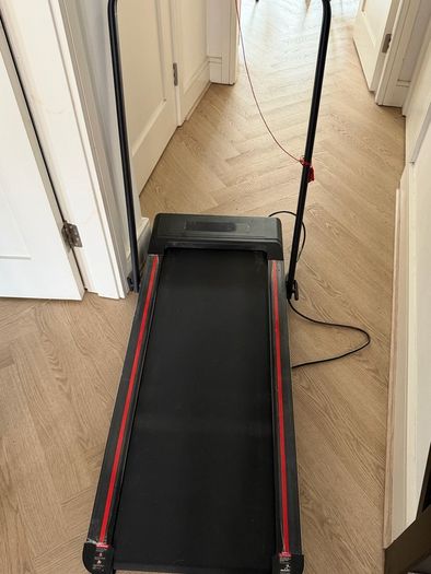 Walking treadmill