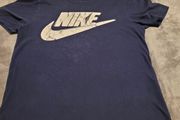 mens nike t shirt