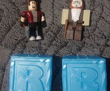 Roblox Figures & Roblox Boxes