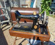 1924 Handcrank Singer Sewing Machine