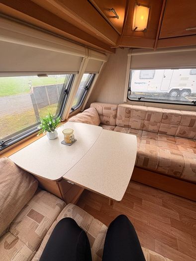 Compass Corona 524 Caravan 2009