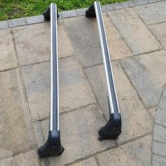Roof bars for Renault Fluence