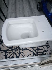 toilet concealed cistern