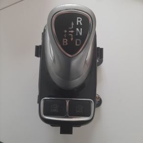 PHEV Mitsubishi Outlander Gearshifter