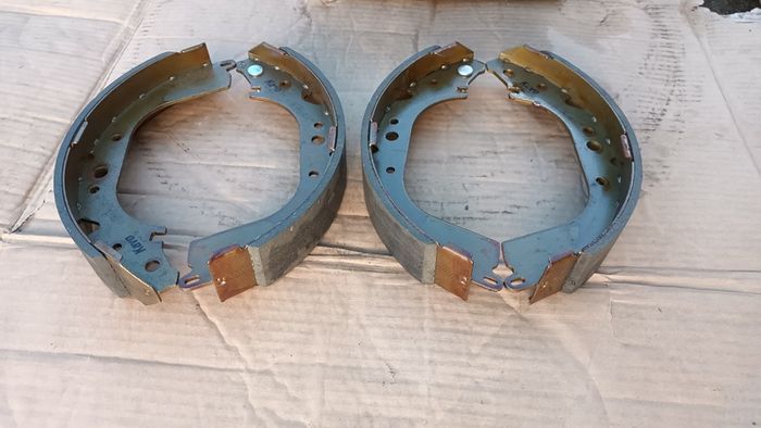 Toyota Rear Brake Shoes