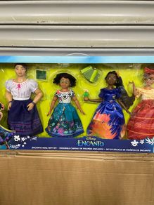 NEW Encanto Doll Set Disney