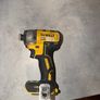 Dewalt DCF887 Impact Driver Image 6