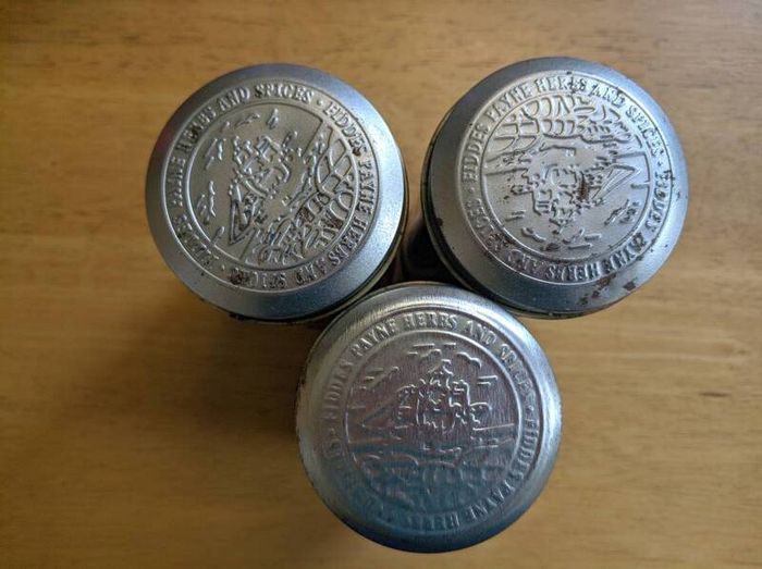 Set of 3 Vintage-Style Spice Tins (Kitchen decor)
