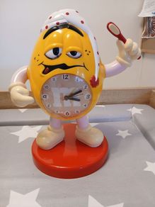Vintage yellow m&ms clock