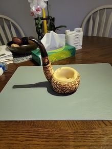Pipe ashtray