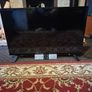 32" Toshiba Smart TV Image 2