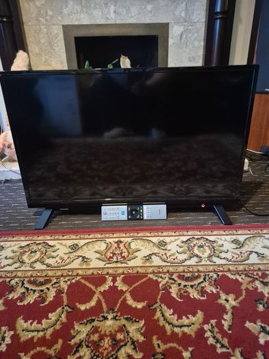 32" Toshiba Smart TV