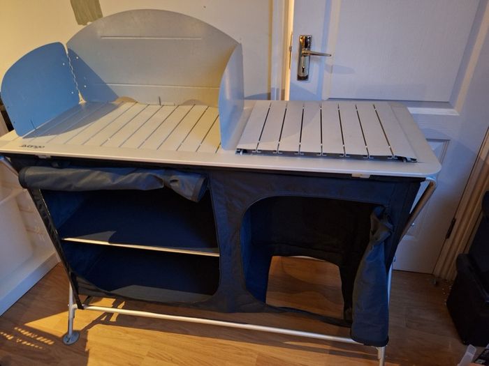 Camping kitchen