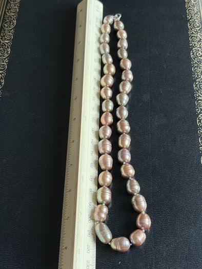 pearls necklace