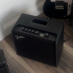 Fender Mustang LT25