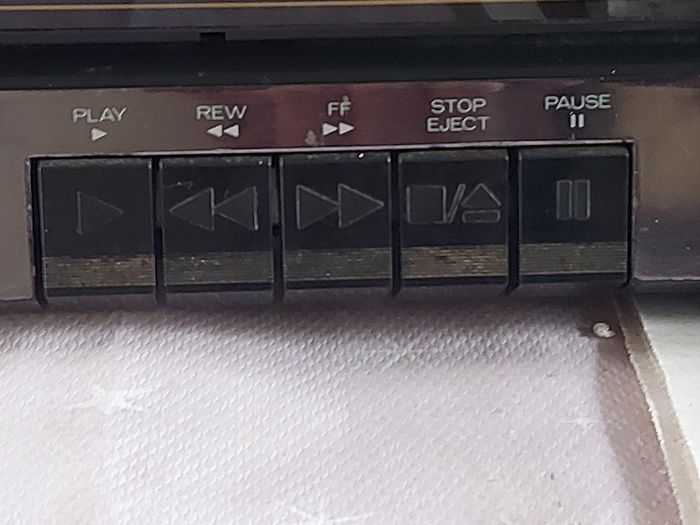 Mitsubishi Music Centre, Model DA-60R, Radio, CD, Tape, Phono, Aux, 2 Philips speakers included, in good condition for its age