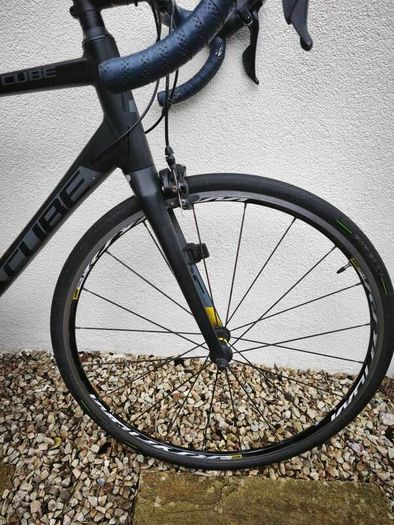 Adult Road Bike: Cube Attain
