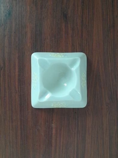 Belleek Ashtray Green Mark