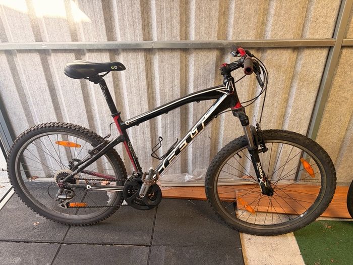 Felt mountain bike