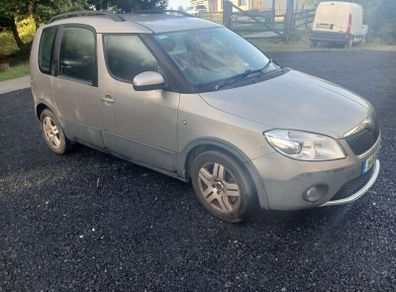 breaking    skoda   roomster    1.2    tdi