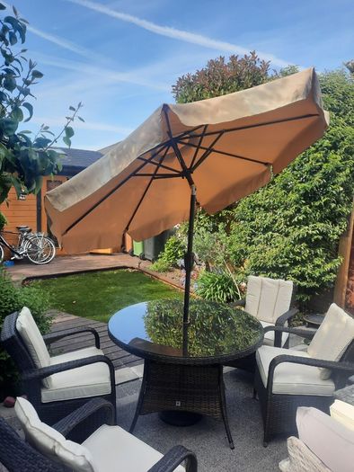 Garden Furniture Set  Excellent Condition
